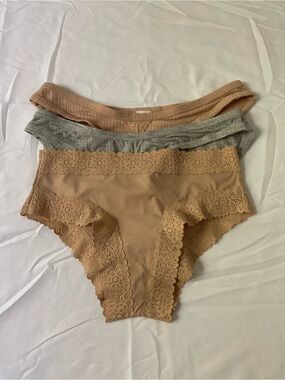 Aerie Bikini Panty Trio in Nude & Gray - size XS